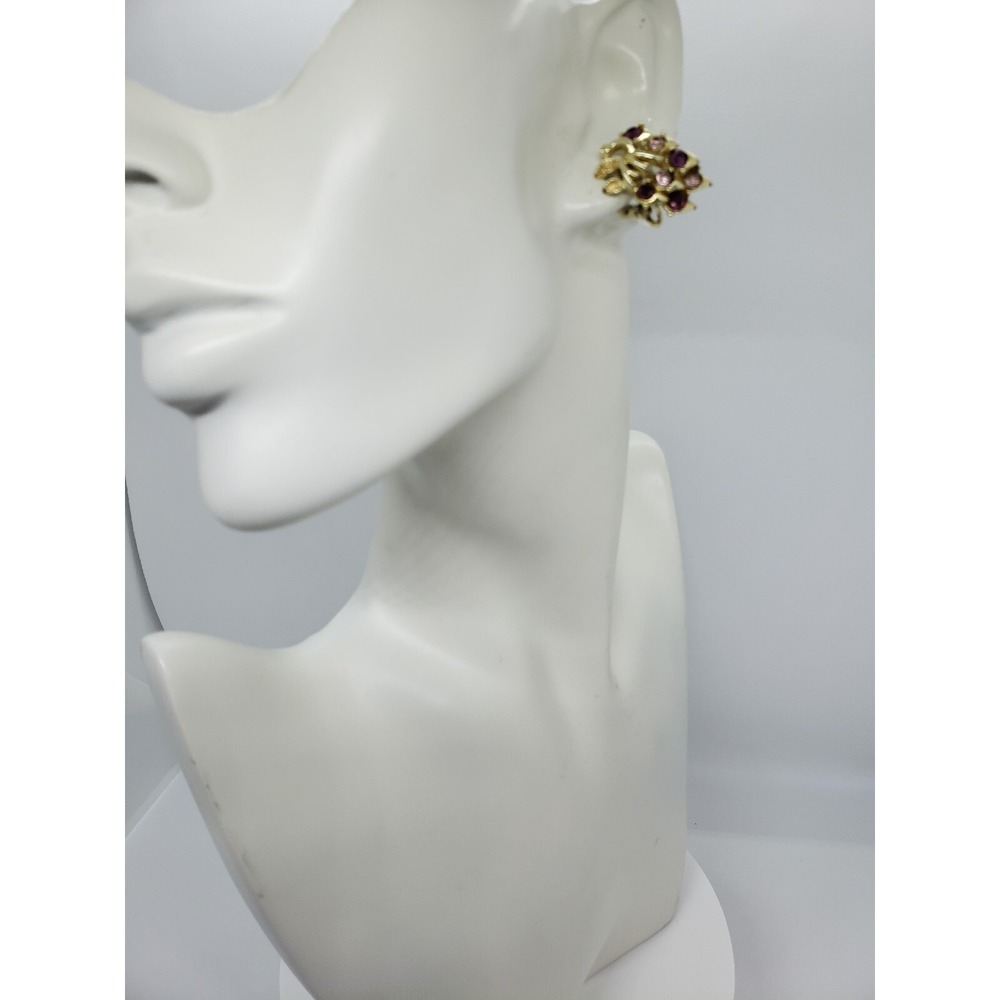 Vintage Caro Signed Floral Gold Tone Rhinestones Clip On Metal Earrings Jewelry - Picture 2 of 10